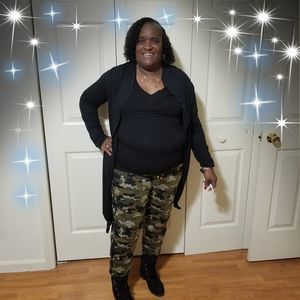 Meet your Posher, Brina